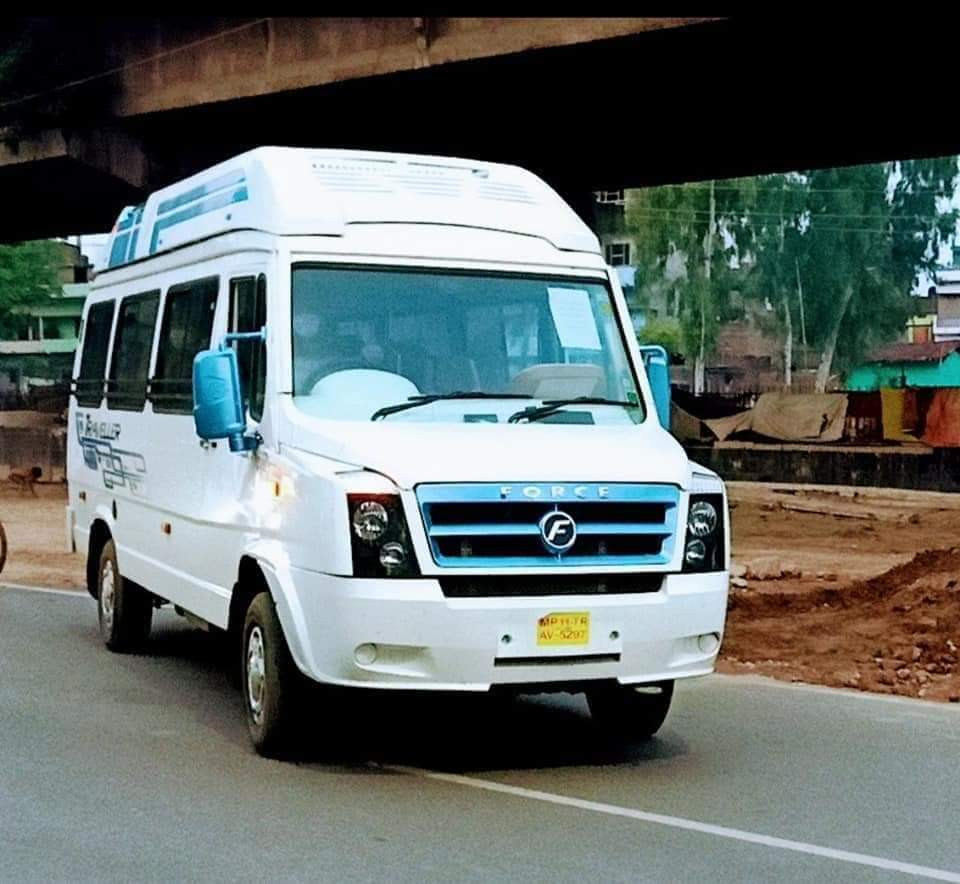 12 Seater Tempo Traveller